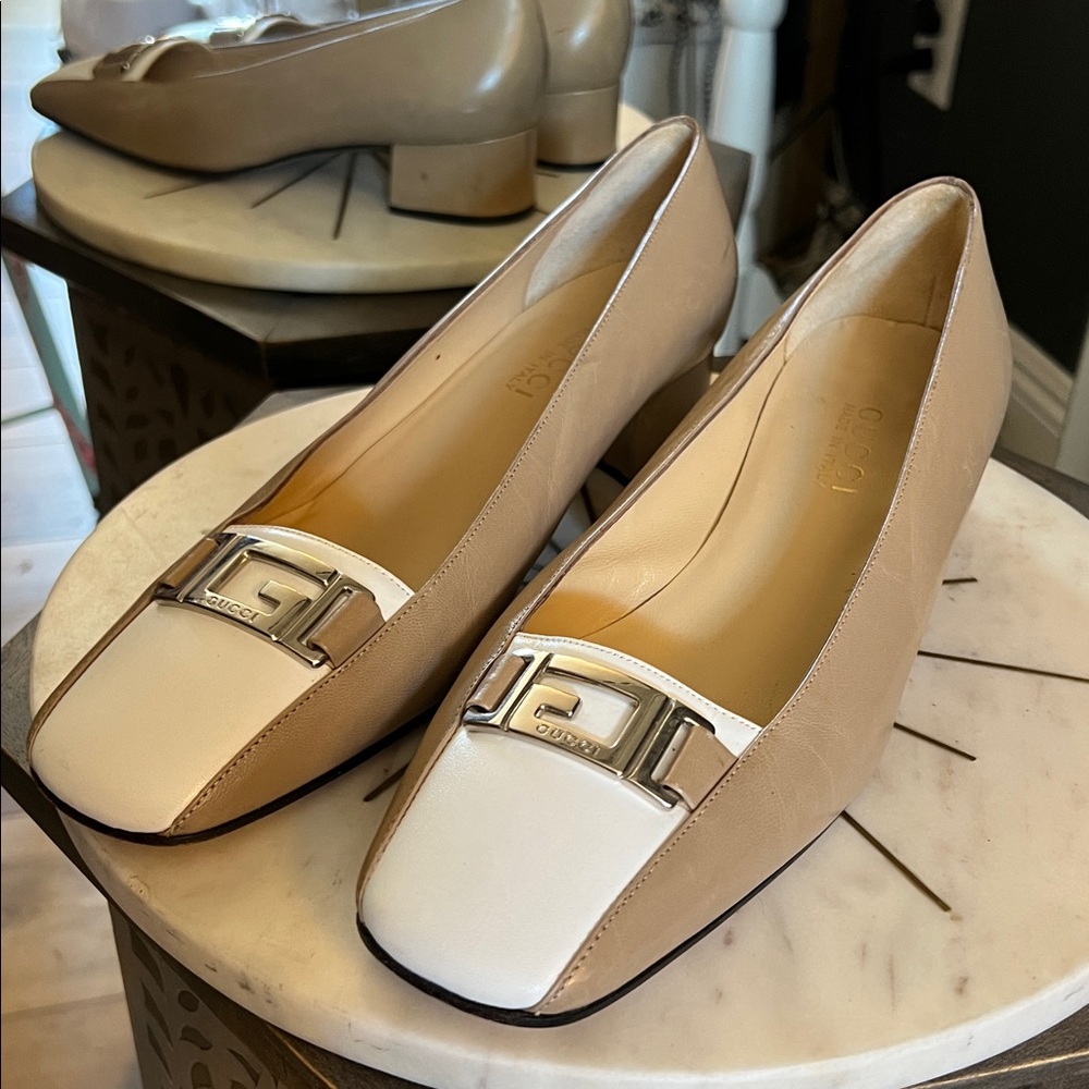 Gucci Marmont Ballet Loafer Beige & White Heels - Size 9B, w/ COA